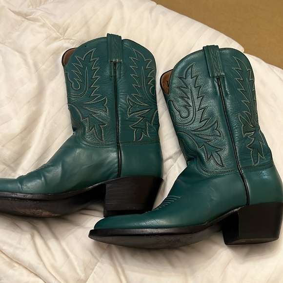 COPY - Lucchese Handmade Teal Green Cowboy Boots size 6B - Picture 2 of 6